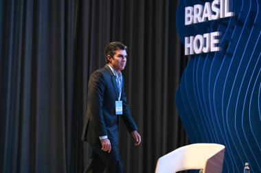 Sao Paulo (SP), 04 / 22 / 2024 - Helder Barbalho Para Valisi, Brezilya 'daki Esfera Brasil grubunun Tangara Sarayı' ndaki Diyaloglar konulu bir panel olan Brezilya Bugün Seminerine katıldı 
