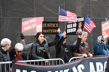 Eski Başkan Donald Trump 'ın sus payı duruşması. 22 Nisan 2024, New York, New York, ABD. Eski Başkan Donald Trump, Amerika Birleşik Devletleri 'nin 45. Başkanı, 34 adet sahte iş kaydıyla yargılanıyor. 