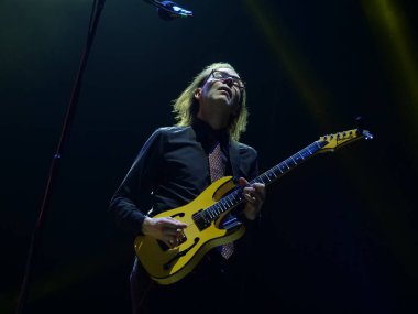 SAO PAULO, (SP) - 04 / 26 / 2024 - SUMMMER BREEZE / SHOW / SP - Sao Paulo 'nun batısındaki Memorial da America Latina' da düzenlenen Yaz Esintisi Festivali 'nin ilk gününde Mr. Big grubunun performansı.