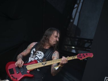 Sao Paulo (SP), Brezilya 04 / 27 / 2024 - 27 Nisan 2024 Cumartesi günü Sao Paulo 'nun batı bölgesindeki Memorial da America Latina' da düzenlenen Yaz Esintisi Festivali 'nin ikinci gününde Sinistra grubunun performansı.