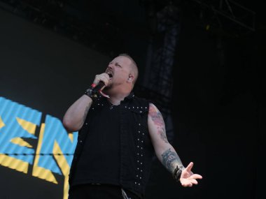 Sao Paulo (SP), Brezilya 04 / 27 / 2024 - Bu Cumartesi, 27 Nisan 2024 tarihinde, Sao Paulo 'nun batı bölgesindeki Memorial da America Latina' da düzenlenen Summer Breeze festivalinin ikinci gününde Forbidden grubunun performansı