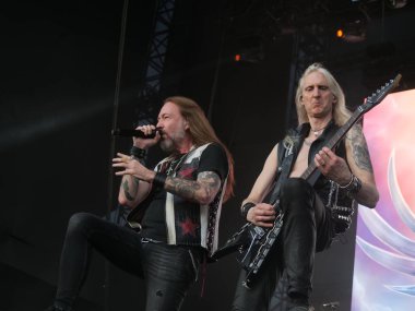SAO PAULO, Brezilya 04 / 27 / 2024 - Hammerfall, 27 Nisan 2024 Cumartesi günü Sao Paulo 'nun batı tarafındaki Latin Amerika Anıtı' nda düzenlenen Yaz Esintisi Festivali 'nin ikinci gününde sahne aldı..