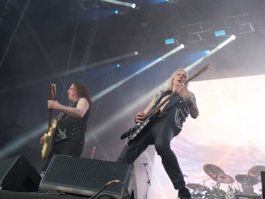 SAO PAULO, Brezilya 04 / 27 / 2024 - Hammerfall, 27 Nisan 2024 Cumartesi günü Sao Paulo 'nun batı tarafındaki Latin Amerika Anıtı' nda düzenlenen Yaz Esintisi Festivali 'nin ikinci gününde sahne aldı..