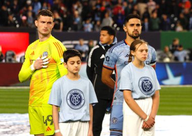 NYCFC, Charlotte FC 'ye karşı. 27 Nisan 2024, New York, ABD: NYCFC ve Charlotte FC arasındaki futbol maçı New York Yankee Stadyumu 'ndaki Major League Soccer' ın 10. maçı için geçerli.