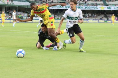 CURITIBA (PR) 04 / 28 / 2024 Oyuncu Figueiredo, Coritiba ile β que arasında oynanan ve bu pazar Curitiba kentinde düzenlenen 2024 Brezilya Şampiyonası için geçerli olan bir maç sırasında,. 