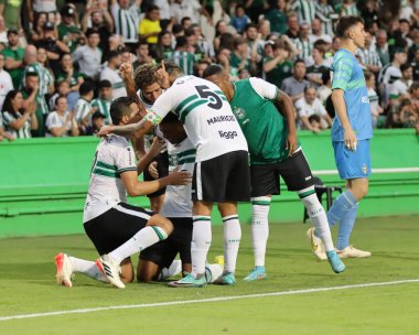 CURITIBA (PR) 04 / 28 / 2024 Coritiba oyuncusu Brandao, bu Pazar Curitiba kentinde düzenlenen 2024 Brezilya Şampiyonası 'nda geçerli olan Coritiba ile. 