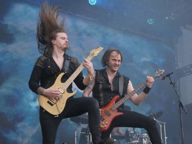 SAO PAULO, Brezilya 04 / 28 / 2024 - Battle Beast grubu, Sao Paulo 'nun batı tarafındaki Memorial da America Latina' da düzenlenen Summer Breeze Festivali 'nin son gününde sahne alıyor.. 