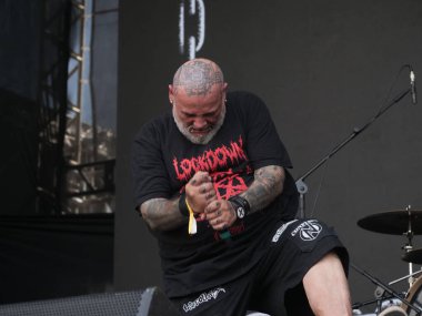 SAO PAULO, Brezilya 04 / 28 / 2024 - Ratos de Porao grubu, 28 Nisan 2024 Pazar günü Sao Paulo 'nun batı tarafındaki Latin Amerika Anıtı' nda düzenlenen Yaz Esintisi Festivali 'nin son gününde sahne aldı.. 