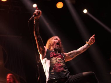 SAO PAULO, Brezilya 04 / 28 / 2024 - Amorphis grubu, 28 Nisan 2024 Pazar günü Sao Paulo 'nun batı tarafındaki Memorial da America Latin' da düzenlenen Yaz Esintisi Festivali 'nin son gününde sahne aldı.. 