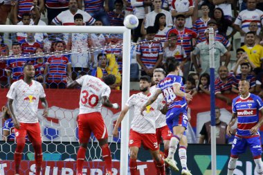 ForTALEZA (CE), 04 / 28 / 2024 Oyuncu Henry Mosquera, Fortaleza ve Bragantino arasında oynanan ve Arena Castelao 'da düzenlenen 2024 Brezilya Şampiyonası Serie A' nın 3. turu için geçerli olan maçta