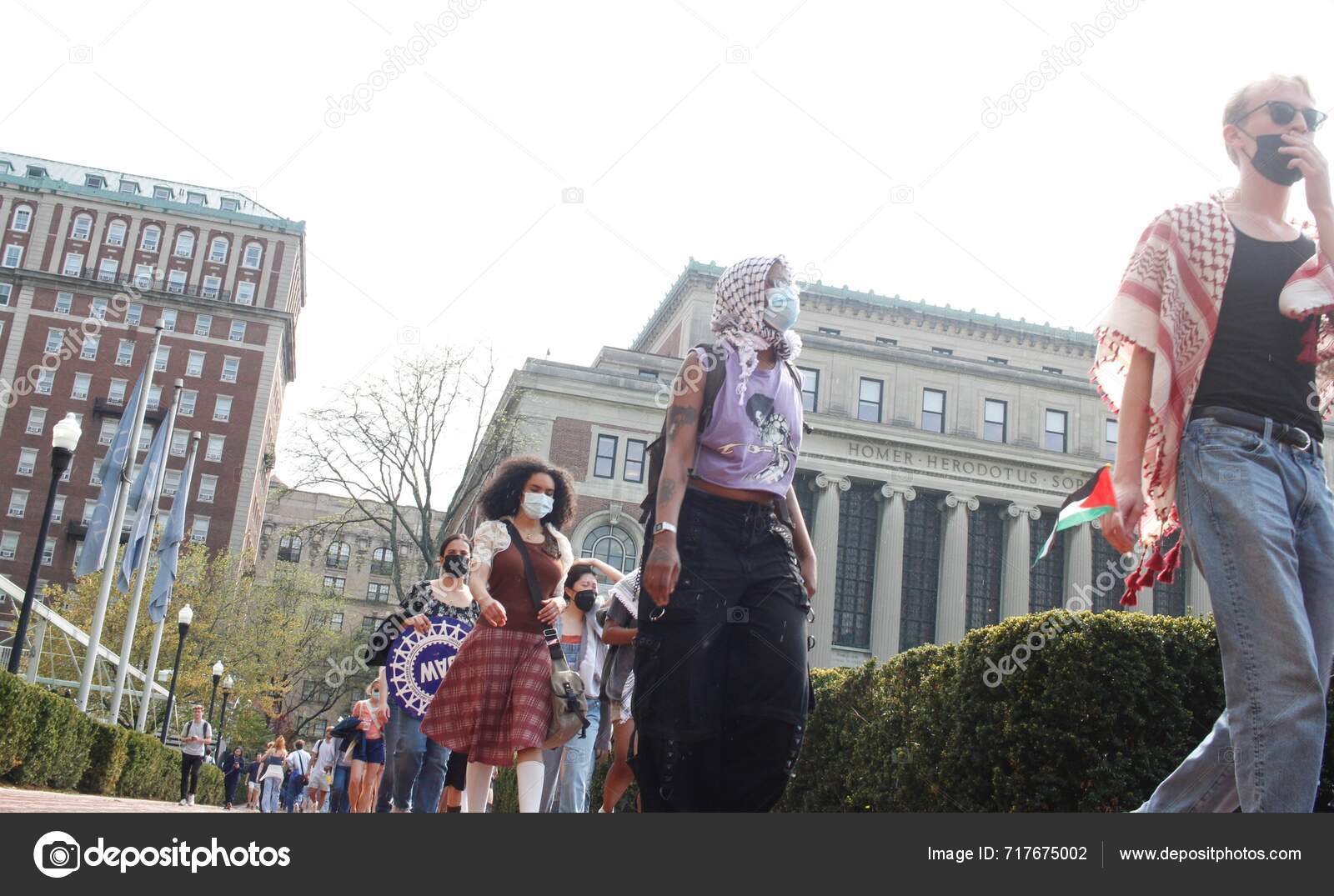 Israel Protest Encampment Deadline Columbia University Campus Defied