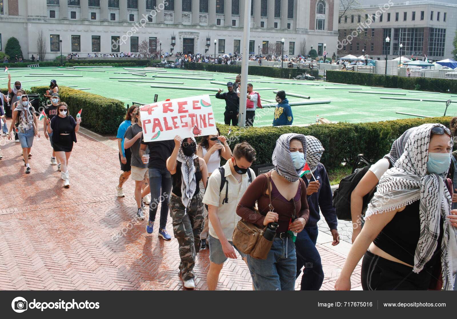 Israel Protest Encampment Deadline Columbia University Campus Defied