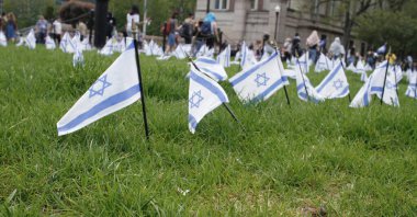 Kolombiya Üniversitesi Kampüsü 'nde İsrail karşıtı protesto ve kampa son teslim tarihi verildi. 29 Nisan 2024, New York, ABD: Çok sayıda Kolombiya Üniversitesi öğrencisi, özgür Filistin ve Siyonist işgalden kurtulmak istiyor.