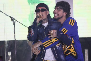 Sao Paulo (SP), Brezilya 05 / 02 / 2024 Mc Daniel, bu sabah Ana Castelo, Melody, Luan Santana ve Mc Daniel 'ın yeni görsel-işitsel projesini kaydeden şarkıcı Nattan' ın DVD 'sine katıldı.