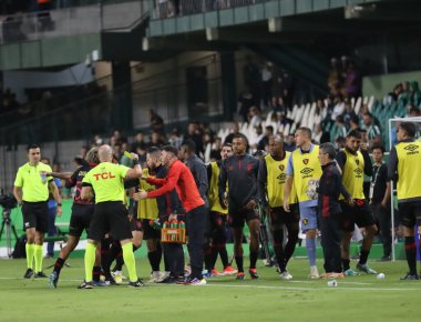 Curitiba (PR), 03 / 05 / 2024 Maç Coritiba ile Sport arasında 3 Mayıs 2024 Cuma gecesi Couto Pereira 'da düzenlenen Brezilya Serisi B Şampiyonası' nın 3. turu için geçerli..  