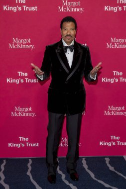 2 Mayıs 2024, New York, New York, ABD: Lionel Richie 2 Mayıs 2024 'te New York' ta Cipriani South Street 'te King' s Trust Global Gala 2024 'e katıldı.. 