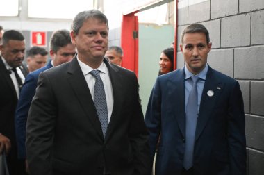 Sao Paulo (SP), 05 / 10 / 2024 - Sao Paulo Tarcisio de Freitas valisi ve Kamu Güvenliği Bakanı Guilherme Derrite, Sao Paulo eyaleti, 4.017 yeni Sivil Polis Teşkilatı 'nın açılışına katıldı.