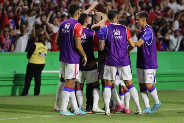 CURITIBA (PR), 11 / 05 / 2024 Liliu, Parana ile Apucarana arasında oynanan maçta 2024 İkinci Lig Parana Şampiyonası 'nın 2. turu için attığı golü kutladı. 