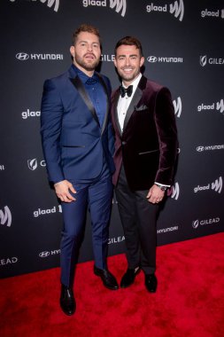 11 Mayıs 2024, New York, New York, ABD: (L-R) Jaymes Vaughan ve Jonathan Bennett 11 Mayıs 2024 'te New York' ta düzenlenen 35..  