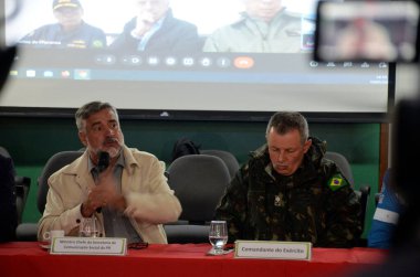 Porto Alegre (RS), 05 / 10 / 2024 - Taquari 2 Operasyonu Ortak Operasyon Komuta Merkezi 'nde bu Cuma günü yapılan toplu söyleşi. Toplumsal felakete tepki olarak alınan veriler ve tedbirler.