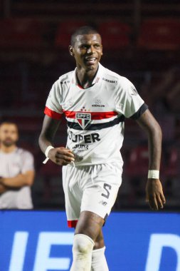 Sao Paulo (SP), 05 / 13 / 2024 - Sao Paulo FC oyuncusu Arboleda, Morumbis 'te Brasileirao' nun altıncı turu için geçerli olan Fluminense 'ye karşı attığı golü kutluyor.