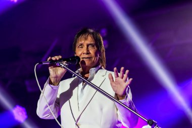 SANTOS (SP), Brezilya 12 / 05 / 2024 - Roberto Carlos bu Pazar Anneler Günü 'nde, Santos' taki Blue Med 'de sahne alacak ve Rio Grande do Sul' daki sellerin kurbanlarına toplam gelirini bağışlayacak. 