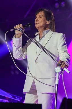 SANTOS (SP), Brezilya 12 / 05 / 2024 - Roberto Carlos bu Pazar Anneler Günü 'nde, Santos' taki Blue Med 'de sahne alacak ve Rio Grande do Sul' daki sellerin kurbanlarına toplam gelirini bağışlayacak. 