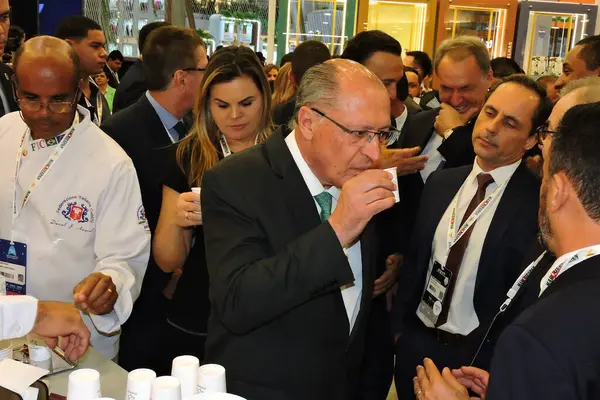 stock image Sao Paulo (SP), 05/13/2024 - The vice-president of the Republic of Brazil, Geraldo Alckmin (PSB), during the opening ceremony of the Apas Show Fair, a supermarket sector fair that takes place at Expo Center Norte.