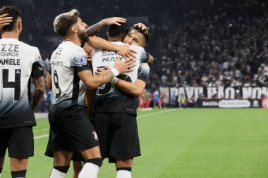 Sao Paulo (SP), 05 / 14 / 2024 Wesley Corinthians takımından Arjantinli Junior 'lara karşı Conmebol Sul-Americana' da oynanan maçta gol attı ve golünü kutladı.