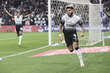 Sao Paulo (SP), 05 / 14 / 2024 Korintiyalı Yuri Alberto ikinci golünü attı ve Korintliler arasında Arjantinli Juniors 'a karşı oynanan karşılaşmayı kutladı.