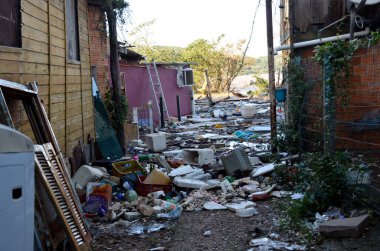 Porto Alegre (SC), Brezilya 05 / 14 / 2024 Vila dos Sargentos, bu Salı günü Porto Alegre belediyesinin Güney Bölgesi 'nde. Bölge sakinlerinin Brezilya ordusunun desteğine ihtiyacı var. 