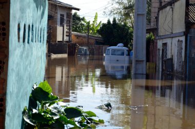 Porto Alegre (SC), Brezilya 05 / 14 / 2024 Vila dos Sargentos, bu Salı günü Porto Alegre belediyesinin Güney Bölgesi 'nde. Bölge sakinlerinin Brezilya ordusunun desteğine ihtiyacı var. 