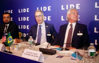 New York (ABD), 05 / 14 / 2024: Lide Brazil Yatırım Forumu sırasında Goias 'tan valiler Claudio Castro, Rio de Janeiro, Romeu Zema, Minas Gerais ve Ronaldo Caiado. 