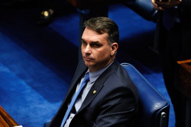 Brasilia (DF), 05 / 15 / 2024 - SENATE / FEDERAL / SESSAOP / DF Senatör Flavio Bolsonaro (PL-RJ), Cumhurbaşkanı, Senatör Rodrigo Pacheco (PSD- MG)