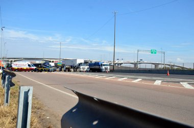 Porto Alegre (RS), 05/22/2024  Record of the protest of those affected by floods on the BR-290 Highway (Freeway), this Wednesday (22). The event brought together residents of the Farrapos neighborhood