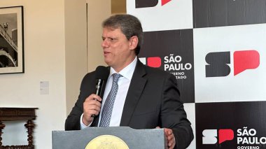 Sao Paulo (SP), Brezilya 05 / 23 / 2024 - Vali Tarcisio de Freitas, 23 Perşembe günü Palacio dos Bandeirantes 'te, Sao Paulo Yolu Güvenliği Planında yeni eylemler açıkladı. 