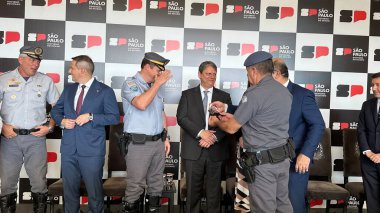 Sao Paulo (SP), Brezilya 05 / 23 / 2024 - Vali Tarcisio de Freitas, 23 Perşembe günü Palacio dos Bandeirantes 'te, Sao Paulo Yolu Güvenliği Planında yeni eylemler açıkladı. 