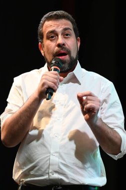 Sao Paulo (SP), Brezilya 05 / 24 / 2024 - Sao Paulo Belediye Başkanı adayı Guilherme Boulos, iklim değişikliği konusunda görüşmek üzere Bakan Fernando Haddad ve Bakan Marina Silva ile bir araya geldi