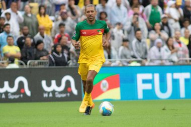 Rio de Janeiro (RJ), 05 / 26 / 2024 Dayanışma Futbolu, eski oyuncular ve sanatçıların oluşturduğu takımlarla yapılan maç, bağışları toplayacak ve teşvik edecek 