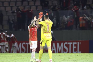 Barueri (SP), 05 / 28 / 2024 - Oyuncu Rafael Santos, Güney Amerika Şampiyonası 6. turunda geçerli olan Belgrano (ARG) ile oynadığı iç saha maçında golünü kutluyor