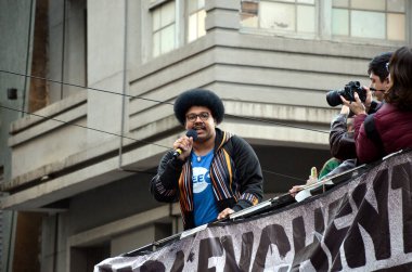 Porto Alegre (RS), 05 / 31 / 2024 İklim Yürüyüşü Kayıtları ve Cidade Baixa Mahallesi sakinleri Gösterileri, bu Cuma (31)). 
