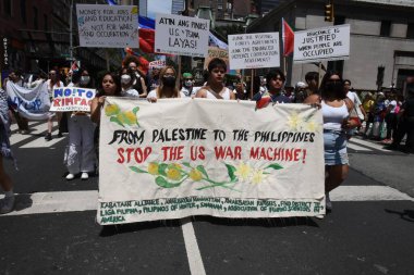 (126. Filipin Bağımsızlık Günü Geçidi. 2 Haziran 2024, New York, New York, ABD Bağımsızlık Günü, Filipinler 'in bağımsızlık ilanını anmak üzere her yıl 12 Haziran' da Filipinler 'de düzenlenen ulusal bayramdır. 