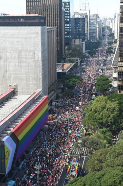 Sao Paulo (SP), Brazil 06 / 02 / 2024 Movement at the 28. LGBT + Pride Parade at the theme: Enough of Negligence and Legislative Retback - LGBT + nüfus hakları için bilinçli olarak oy verin. 