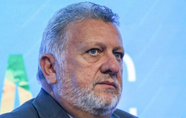 Sao Paulo, Brezilya: 4 Haziran 2024 - Caixa Economica Federal Başkanı Carlos Vieira, Rönesans 'taki Makroekonomik Panorama ve Pazar Perspektifleri Kurumsal Açılış Paneline katılıyor.. 