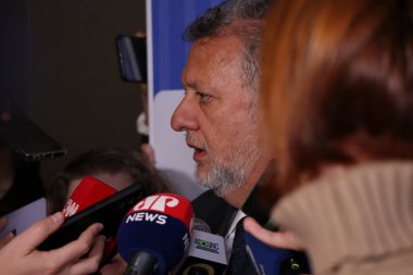 Sao Paulo (SP), 06 / 04 / 2024 - Jader Barbalho Filho ile basın toplantısı - Şehir Bakanı Carlos Vieira, Caixa Economica Federal Başkanı, Rönesans Sao Paulo Hotel 'de. 