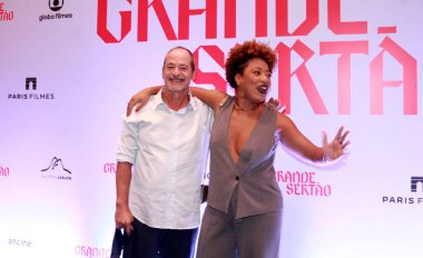 RIO DE JANEIRO (RJ), 06/05/2024 The director of the film Guel Arraes and the actress Mariana Nunes, during the premiere of the film 