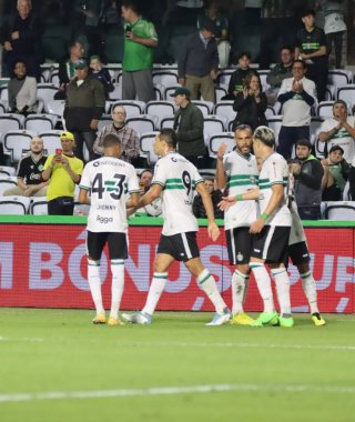 CURITIBA (PR), 06 / 07 / 2024 - Oyuncu Leandro Damiao, Coritiba ile Ituano arasında oynanan ve 2024 Brezilya B Serisi Şampiyonası 'nın 9.. 