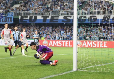 CURITIBA PR, 06 / 08 / 2024 - Gremio ile Estudiantes arasında oynanan maçta oyuncu Matias Lisandro Mansilla, Couto Pereira Stadyumu 'nda oynanan beşinci tur için geçerli. 