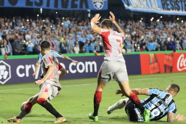 CURITIBA PR, 06 / 08 / 2024 - Gremio ile Estudiantes arasında oynanan maçta Gaston Benedetti, Couto Pereira Stadyumu 'nda grup sahnesinin beşinci turu için geçerli oldu.. 