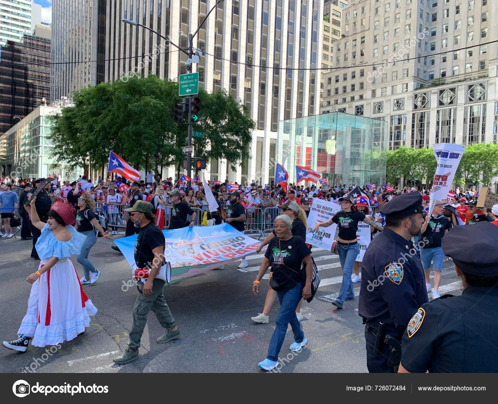 2025 Desfile Nacional Puertorriqueño Nueva York Junio 2025 Nueva York
